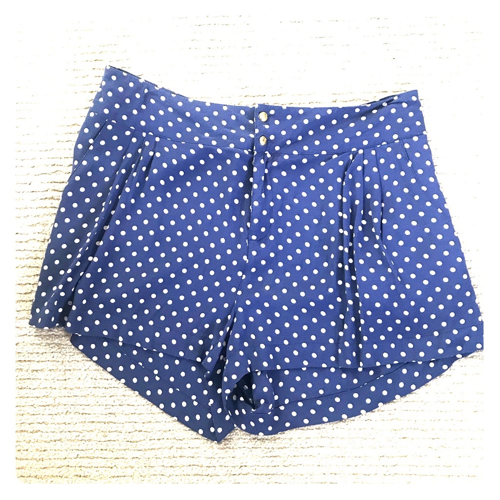 H&M Blue and White Polka Dot Sailor Short Shorts!